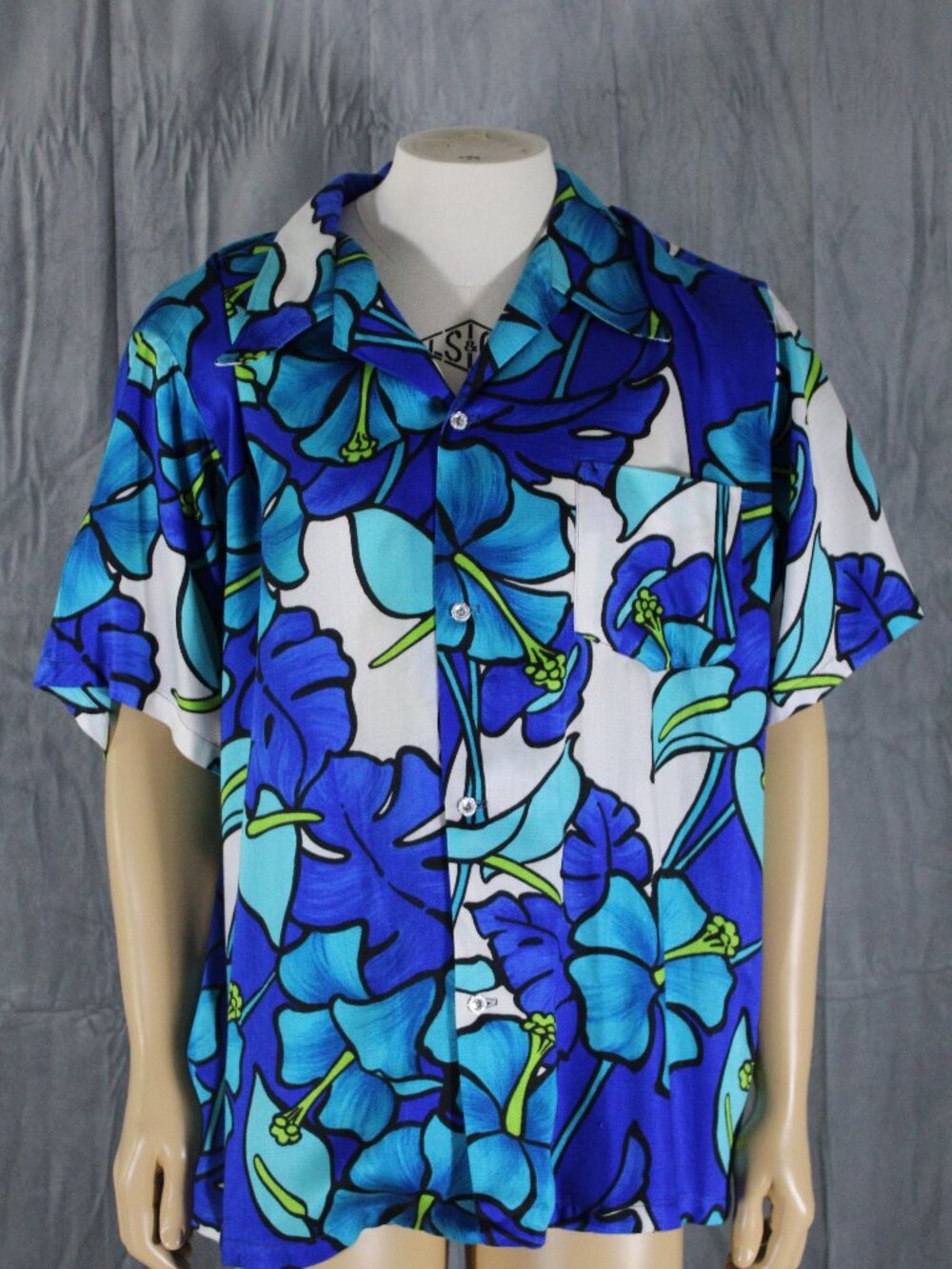 Vintage Hawaiian Shirt - Soft Cotton Blue on Blue Floral Pattern - Men's 2XL